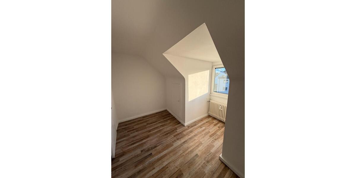 40qm - 2-ZKB | Wiesbaden-Biebrich | renoviert und neue Küche 2 zimmer