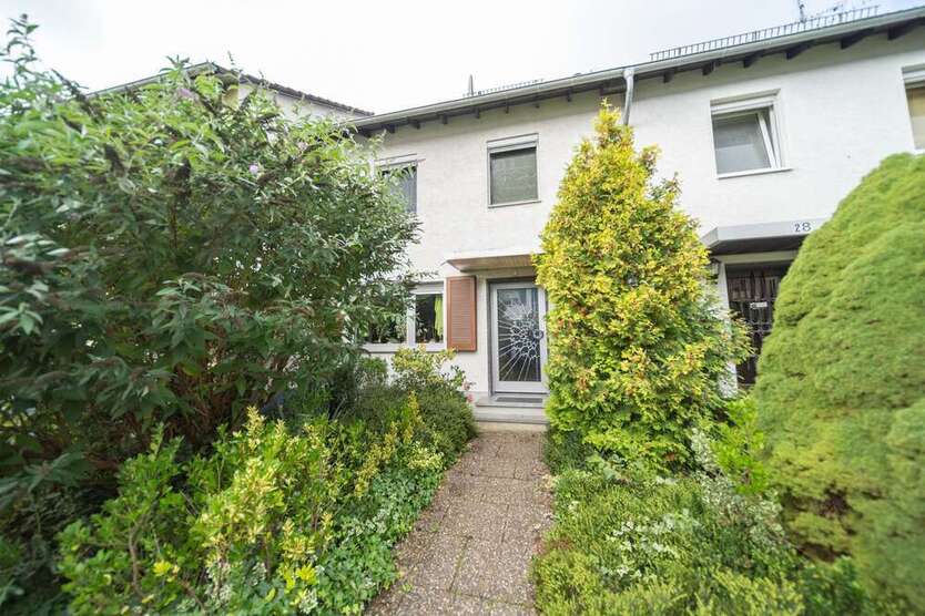 Haus zum Kaufen in Frankfurt Zeilsheim 444.000 € 90 m²