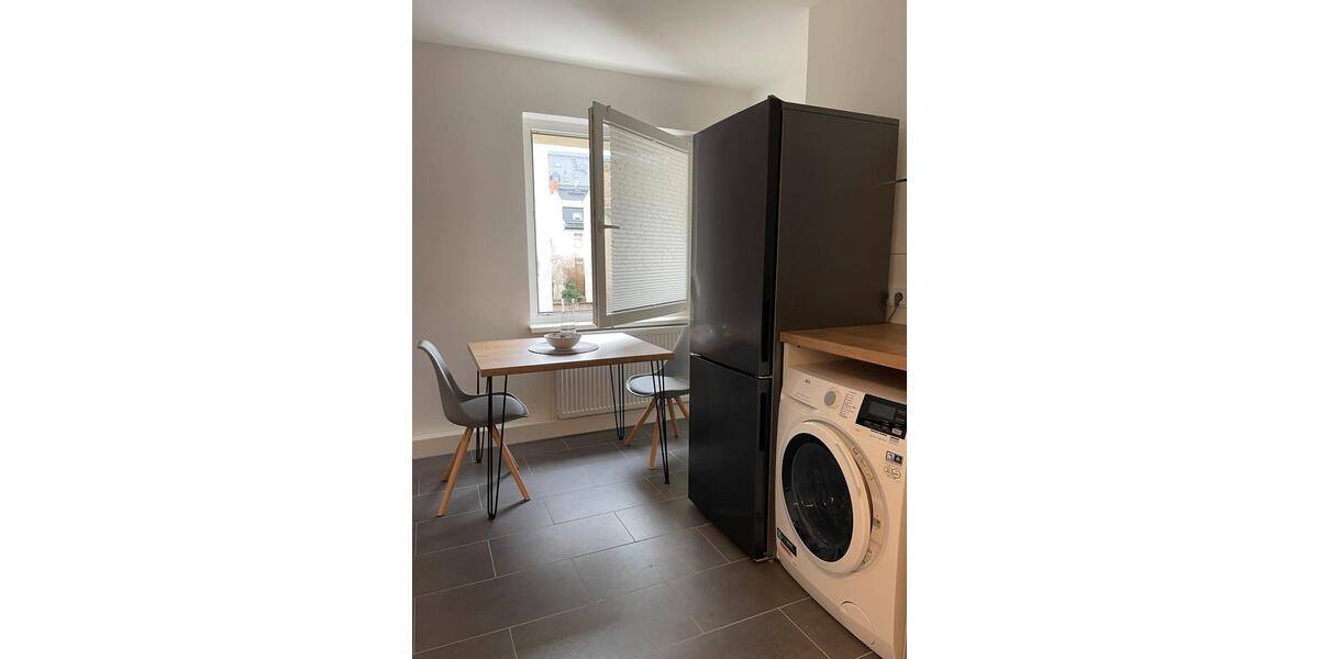 Etagenwohnung Wiesbaden Klarenthal - 2 Zimmer, 54 m&sup2;, 1.500&euro; | Angebot:25804444