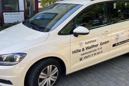 VW Touran 192.800 km 17.600 &euro; Wiesbaden 65183