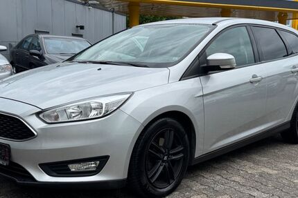 Ford Focus 75.000 km 8.990 &euro; Wiesbaden 65187