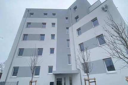 Wohnung zum Mieten in Frankfurt am Main 1.580,15 € 93.5 m²