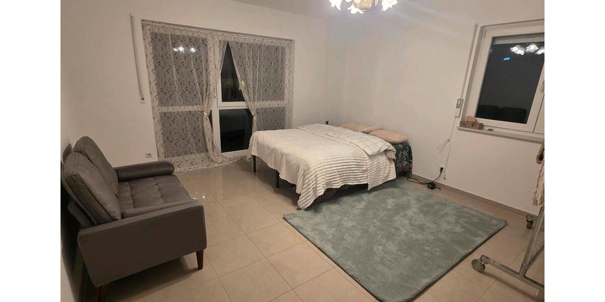 Doppelhaushälfte Schwalbach am Taunus - 5 Zimmer, 130 m&sup2;, 100&euro; | Angebot:25959821