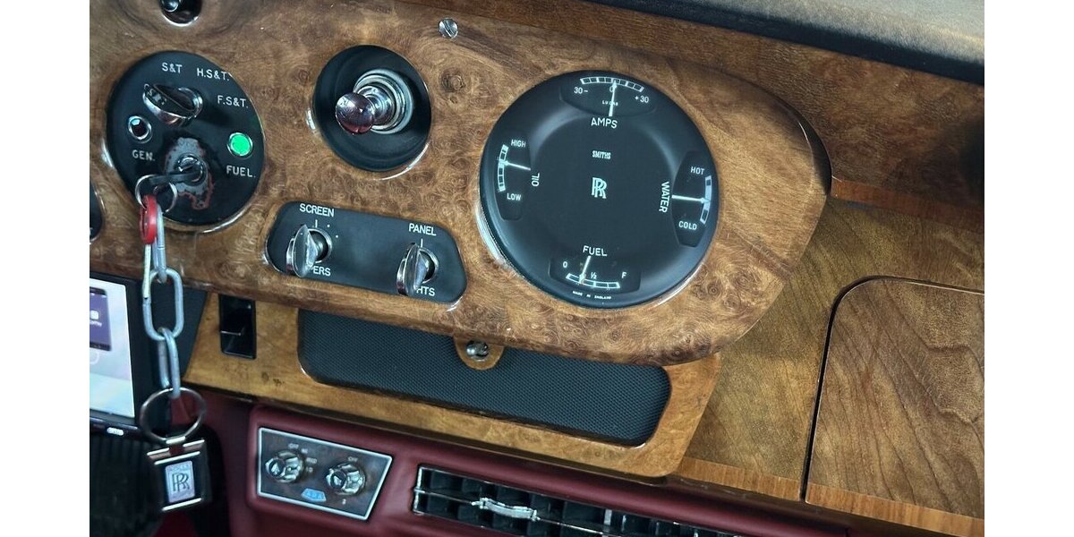 Rolls Royce Silver Cloud III 6.2 |Schwarz-Rot|Classic Data 2| 112.506 km 42.499 &euro; Mainz-Kostheim 55246