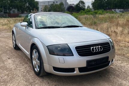 Audi TT 215.000 km 4.990 &euro; Mainz-Kastel 55252