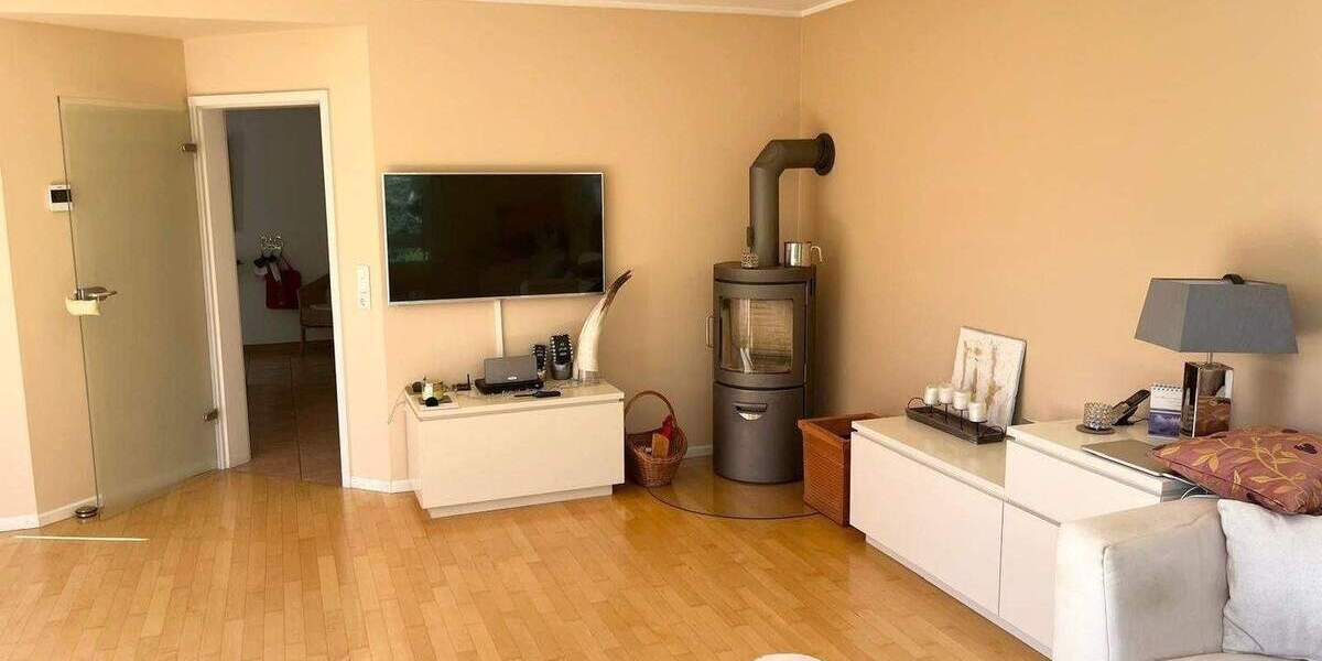 *NEU* *NEU* MODERNES SEHR GEPFLEGTES EINFAMILIENHAUS IN BESTER RUHELAGE! GLEICH BESICHTIGEN! 5 zimmer