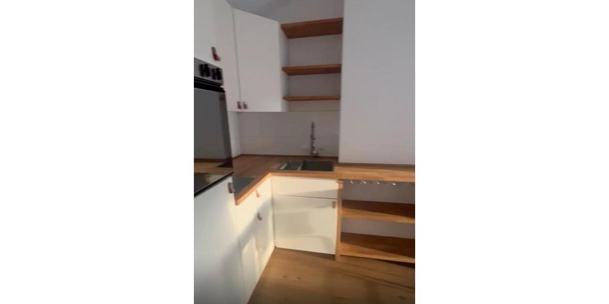 Dachgeschoßwohnung Frankfurt am Main Bockenheim - 2 Zimmer, 36 m&sup2;, 990&euro; | Angebot:25362696