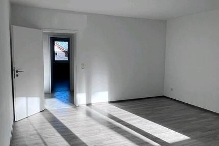 Wohnung Wiesbaden Bierstadt - 3 Zimmer, 74 m&sup2;, 930&euro; | Angebot:25419169