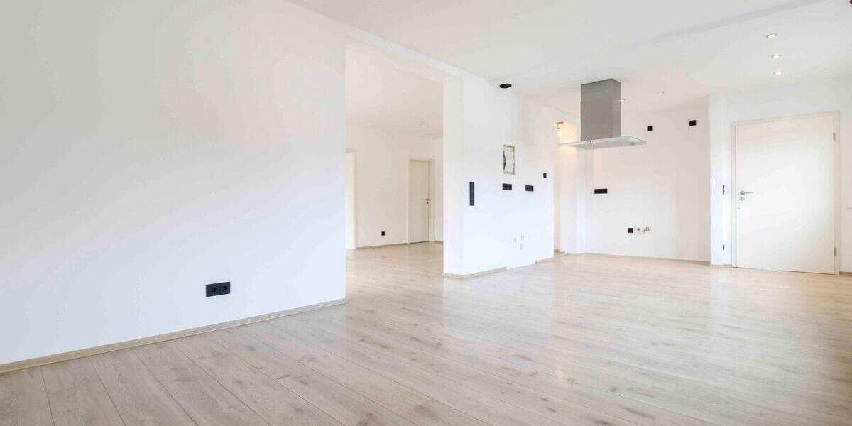 Etagenwohnung Selters OT Eisenbach Eisenbach - 6 Zimmer, 175 m&sup2;, 249.000&euro; | Angebot:25097267