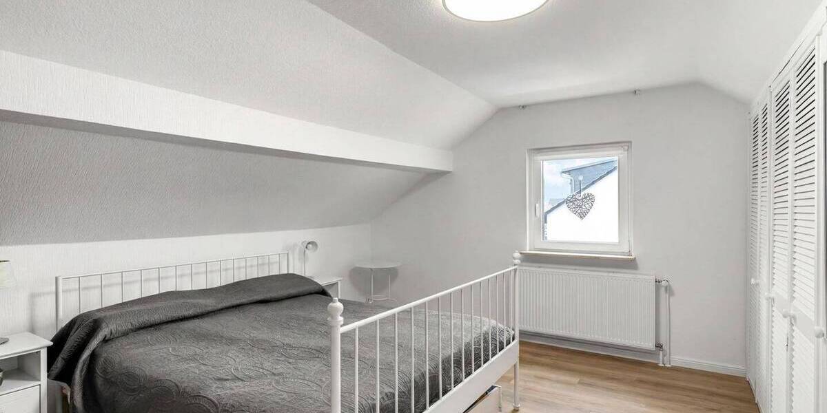 Einfamilienhaus Hofheim am Taunus / Langenhain Langenhain - 8 Zimmer, 154 m&sup2;, 599.000&euro; | Angebot:26702737