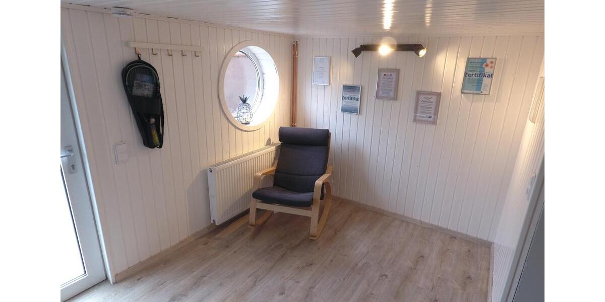 Gewerbefläche – ideal für Praxis oder Büro zimmer