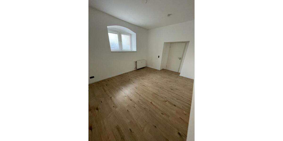 Etagenwohnung Wiesbaden Biebrich - 2 Zimmer, 59 m&sup2;, 1.150&euro; | Angebot:25367154