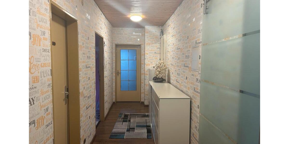 Etagenwohnung Kelsterbach - 4 Zimmer, 95 m&sup2;, 2.300&euro; | Angebot:26671577