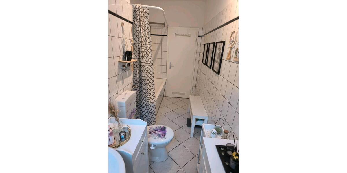 Etagenwohnung Wiesbaden - 3 Zimmer, 70 m&sup2;, 960&euro; | Angebot:26407534