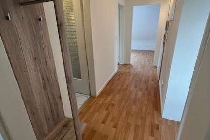 Wohnung Wiesbaden Bierstadt - 3 Zimmer, 64 m&sup2;, 750&euro; | Angebot:26305221