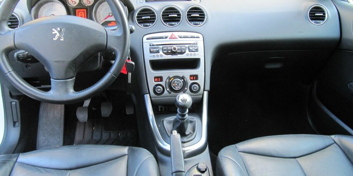 Peugeot 308 Platinum+ Klma+Insp+ TÜV + NEU + 230.447 km 3.435 &euro; Schwalbach/Taunus 65824