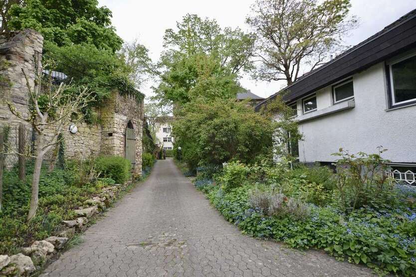 Haus zum Kaufen in Ingelheim am Rhein 695.000 € 175 m² 7 zimmer