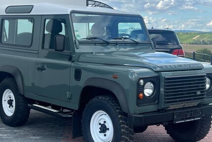 Land Rover Defender 131.000 km 39.900 € Saulheim 55291