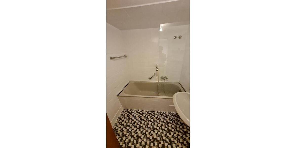 Etagenwohnung Kronberg im Taunus - 2 Zimmer, 79 m&sup2;, 795&euro; | Angebot:24964620