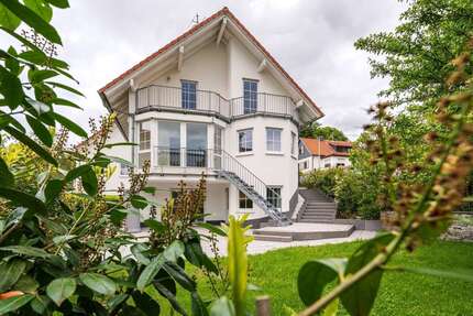 Haus Kelkheim (Taunus) - 7 Zimmer, 228 m&sup2;, 986.000&euro; | Angebot:26815368