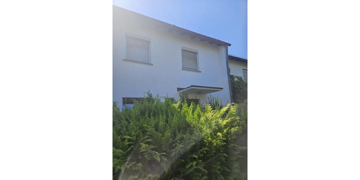 Reihenhaus Raunheim - 4 Zimmer, 94 m&sup2;, 299.500&euro; | Angebot:27253660