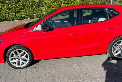 Seat Ibiza 48.000 km 14.598 &euro; Bad Schwalbach 65307