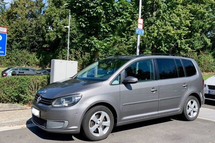 VW Touran 238.000 km 7.300 € Wiesbaden 65197