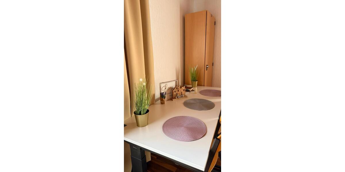 Etagenwohnung Bischofsheim - 4 Zimmer, 80 m&sup2;, 100&euro; | Angebot:24745563