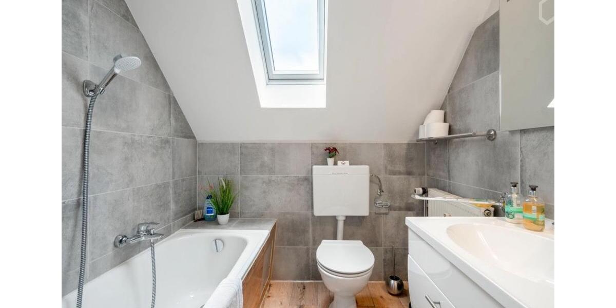 Dachgeschoßwohnung Mainz Gonsenheim - 2 Zimmer, 45 m&sup2;, 1.499&euro; | Angebot:24740292