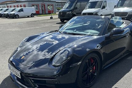 Porsche 911 Carrera 4 GTS Cabriolet 11.803 km 159.460 &euro; Mainz 55122