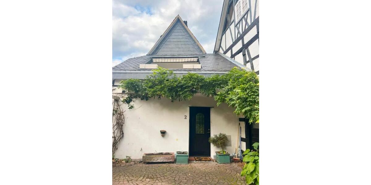 Einfamilienhaus Walluf - 3 Zimmer, 138 m&sup2;, 2.100&euro; | Angebot:24743451