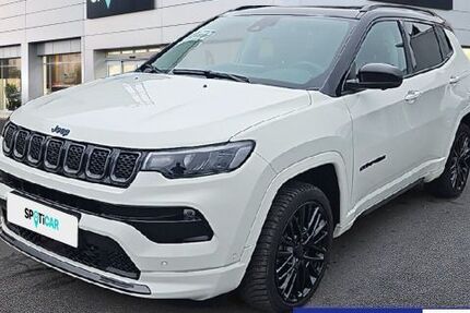 Jeep Compass 33.860 km 22.980 &euro; Wiesbaden 65203