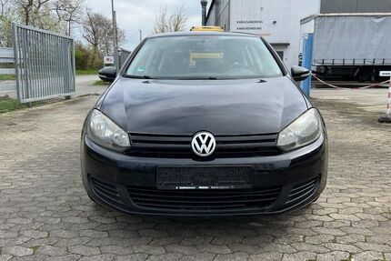 VW Golf 163.000 km 4.888 &euro; Gustavsburg 65462