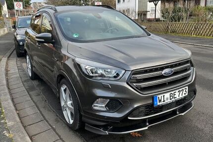 Ford Kuga 91.000 km 14.000 &euro; Wiesbaden 65203