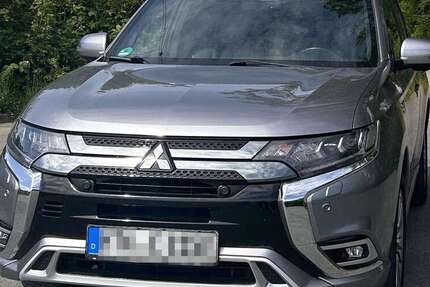Mitsubishi Outlander 86.800 km 21.000 &euro; Eschborn, Stadt 65760