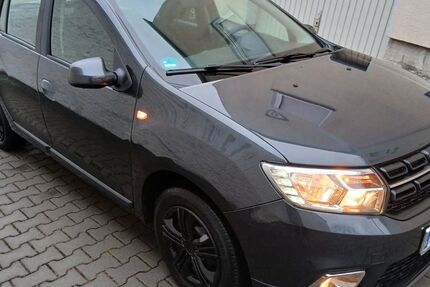 Dacia Logan 95.000 km 8.600 &euro; Sörgenloch 55270