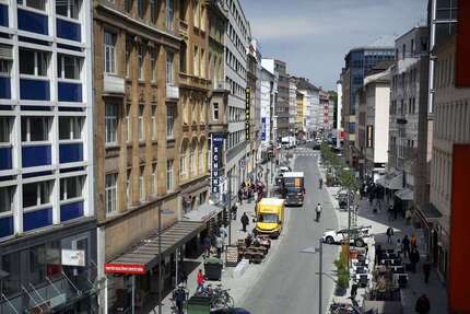 Haus zum Kaufen in Frankfurt am Main 6.590.000 € 1209 m² 40 zimmer