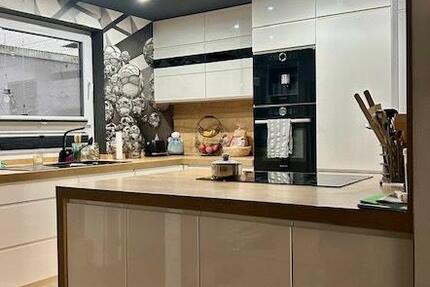 Haus Wiesbaden Schierstein - 5 Zimmer, 150 m&sup2;, 719.000&euro; | Angebot:26857852