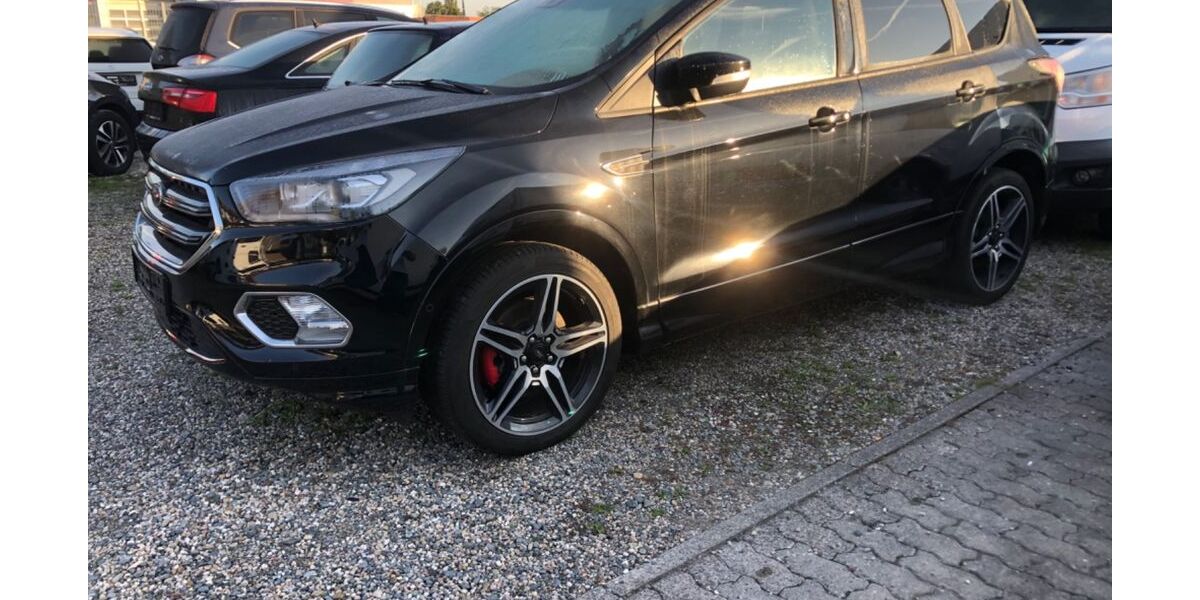 Ford Kuga 148.340 km 16.900 € Raunheim 65479