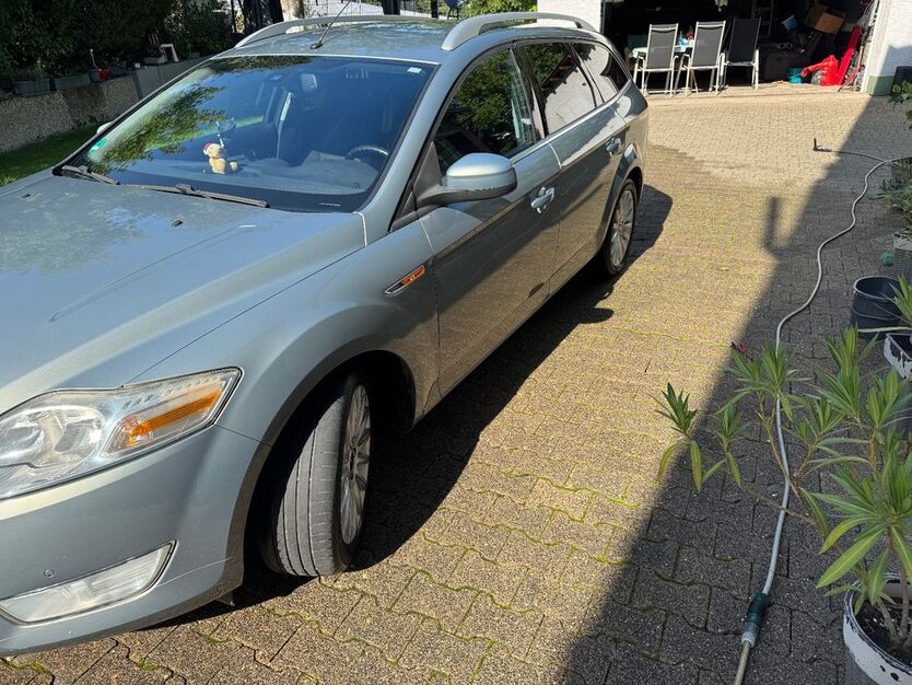 Ford Mondeo 243.000 km 3.900 € Bad Schwalbach 65307