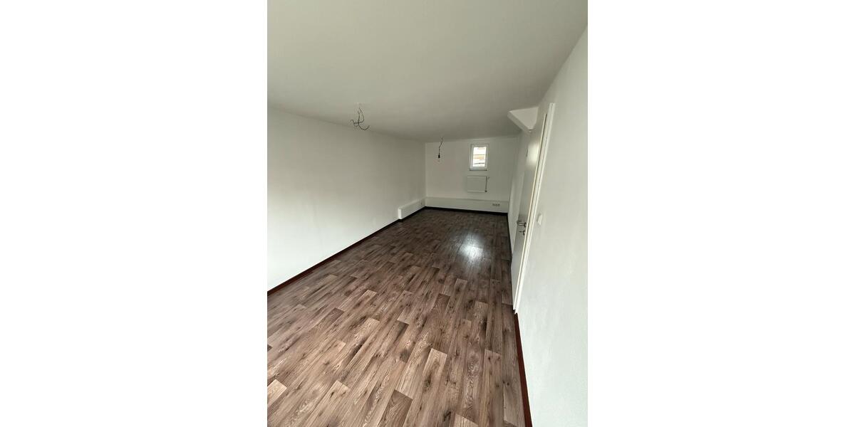 Reihenhaus Bad Camberg - 4 Zimmer, 83 m&sup2;, 980&euro; | Angebot:25367735