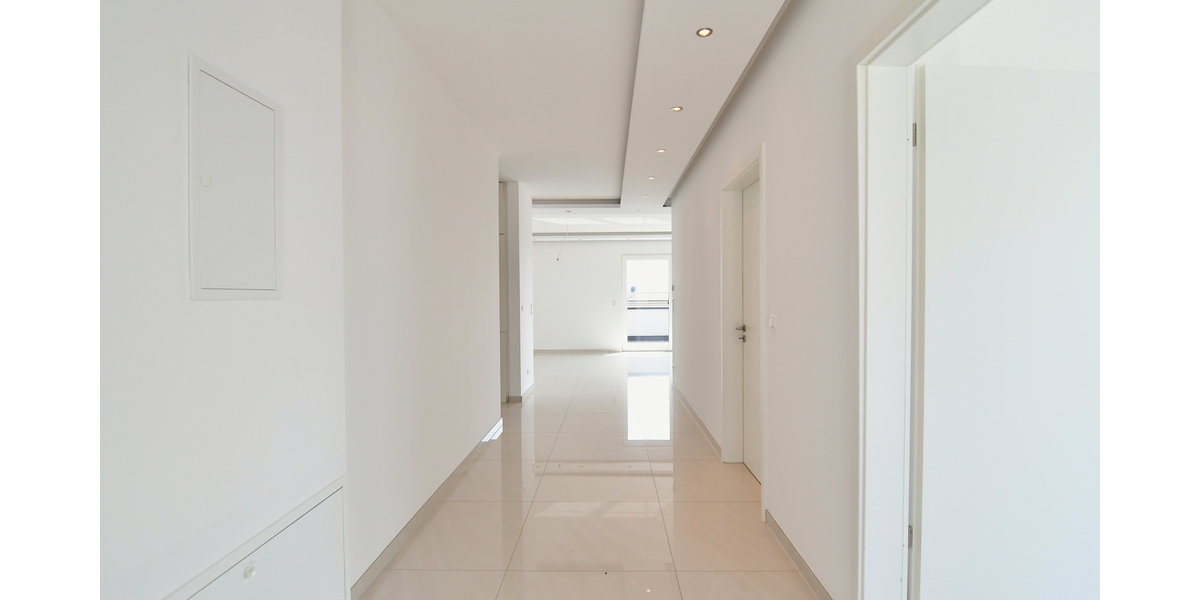 Exklusives Penthouse mit umlaufender Terrasse und gehobener Ausstattung in Kelsterbach 4 zimmer