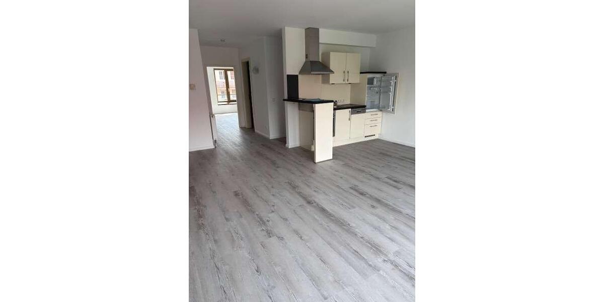 Etagenwohnung Frankfurt am Main Bockenheim - 2 Zimmer, 73 m&sup2;, 1.260&euro; | Angebot:26576039