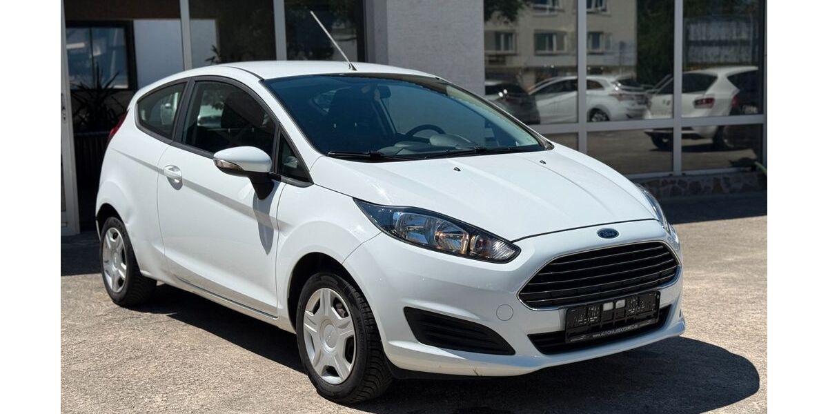 Ford Fiesta 130.168 km 2.900 &euro; Wiesbaden 65203