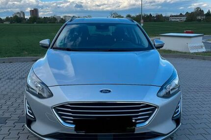 Ford Focus 195.050 km 6.299 &euro; Steinbach 61449