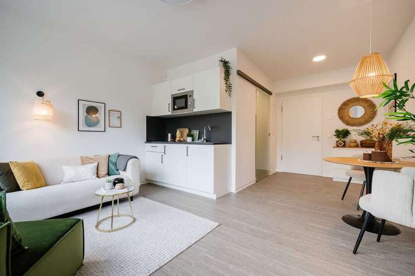 Wohnung zum Kaufen in Frankfurt 192.900 € 20.58 m²