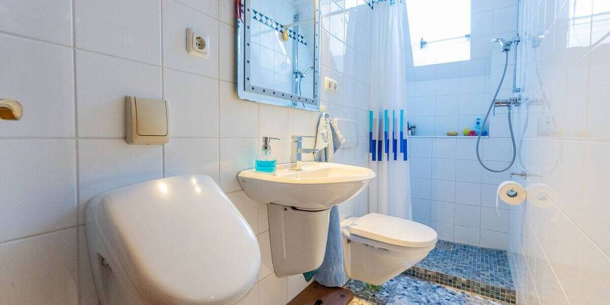 Mehrfamilienhaus, Wohnhaus Bischofsheim - 8 Zimmer, 275 m&sup2;, 850.000&euro; | Angebot:26498821