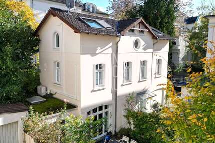 Haus zum Mieten in Wiesbaden 3.195 € 150 m² 4.5 zimmer