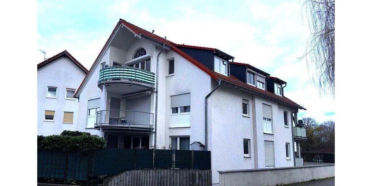 Dachgeschoßwohnung Wiesbaden Mainz-Kastel - 2 Zimmer, 65 m&sup2;, 1.150&euro; | Angebot:26381966