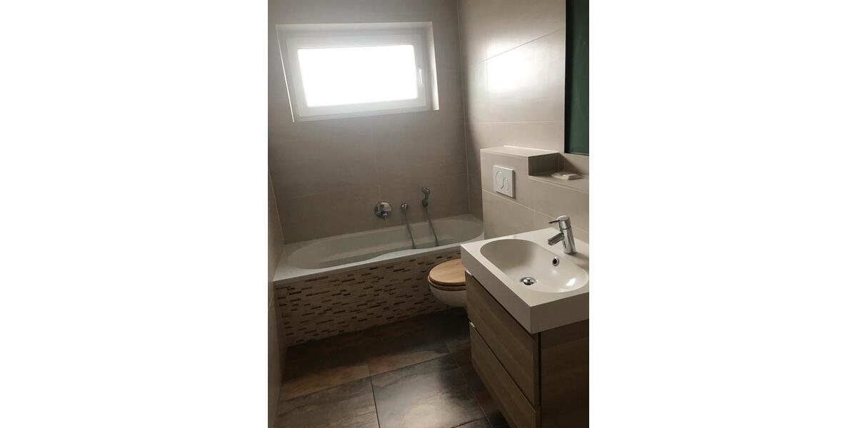 Etagenwohnung Wiesbaden Mainz-Amöneburg - 3 Zimmer, 73 m&sup2;, 290.000&euro; | Angebot:27436221